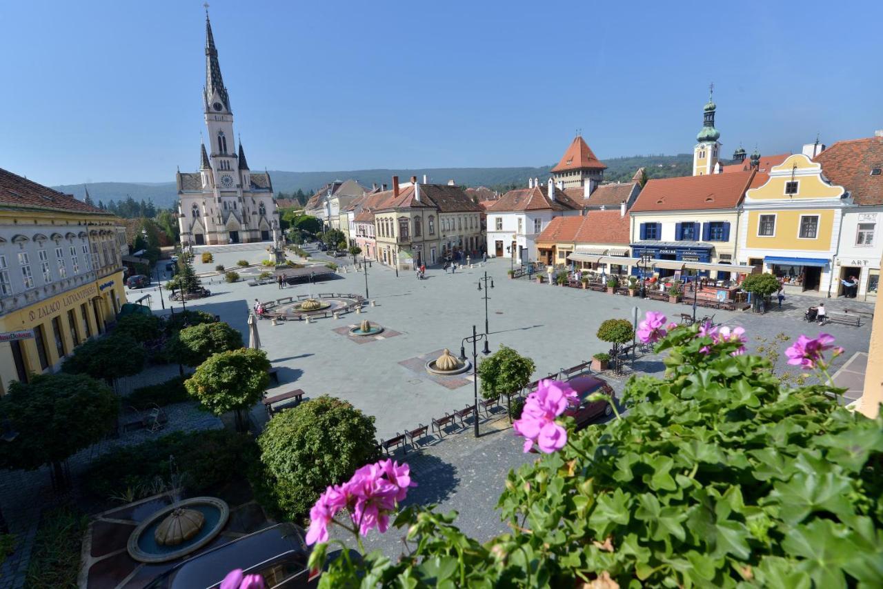 Hotel Irottkoe Kőszeg Exterior foto