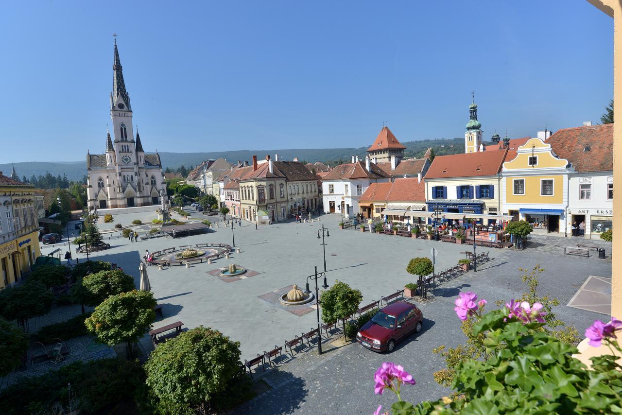 Hotel Irottkoe Kőszeg Exterior foto