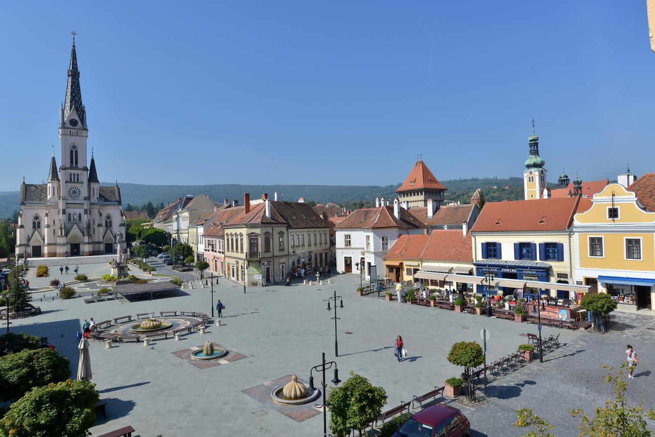 Hotel Irottkoe Kőszeg Exterior foto