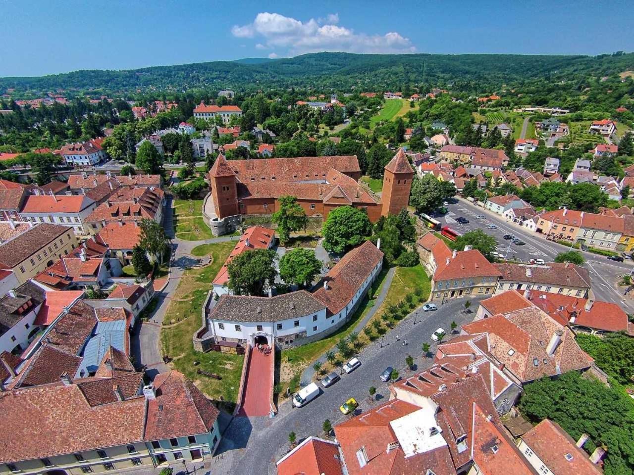 Hotel Irottkoe Kőszeg Exterior foto